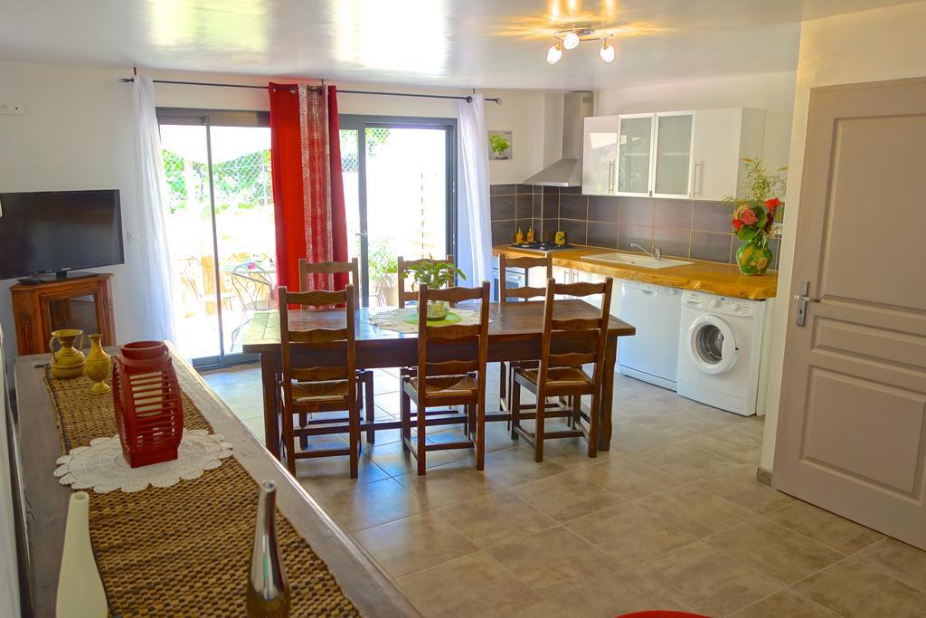 Le Clos Saint Elme Колюр Екстериор снимка